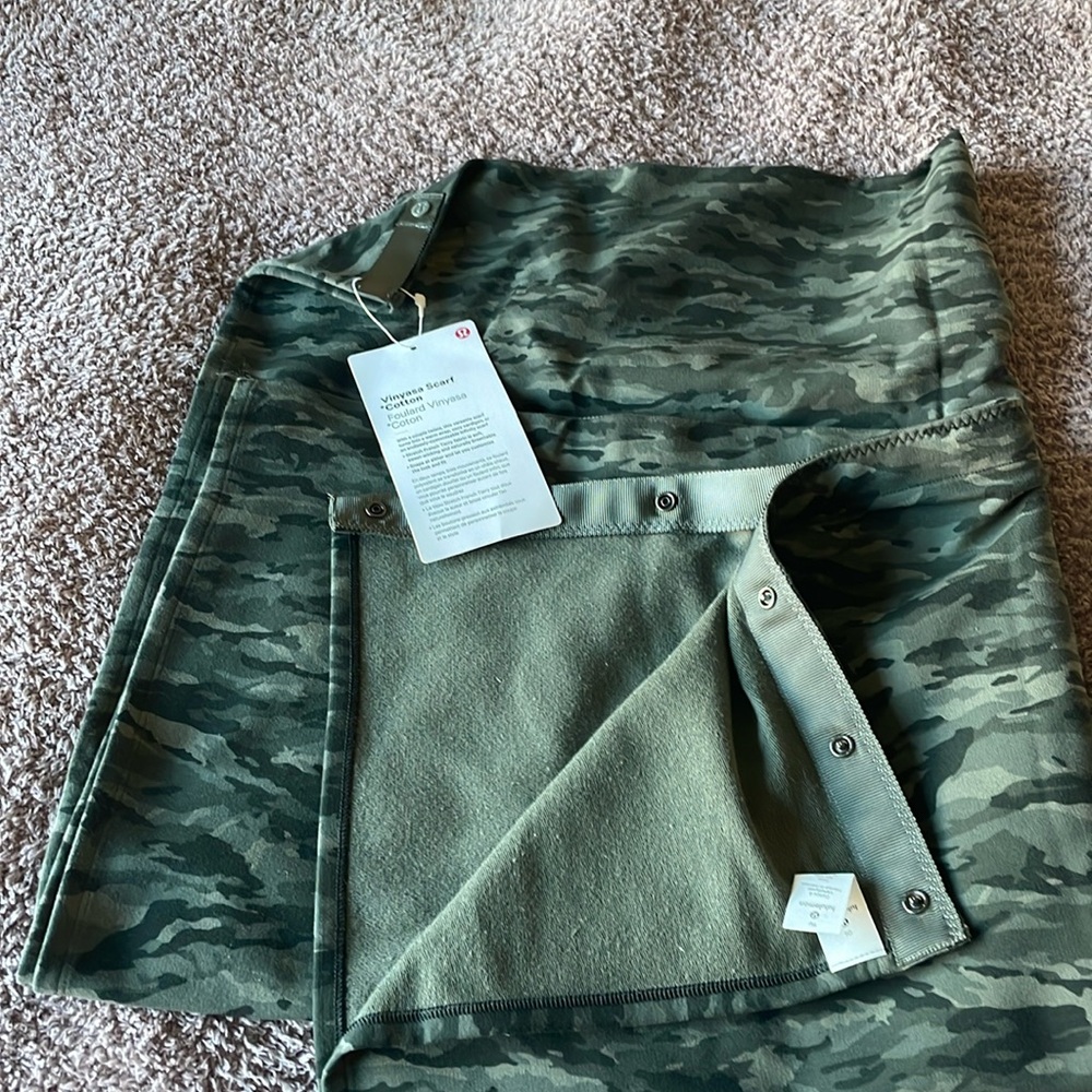 NWT lululemon Cotton scarf